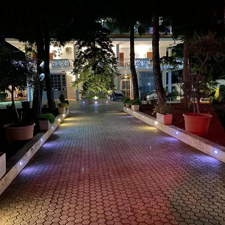 L'isola Di Francesca * קונברסאנו